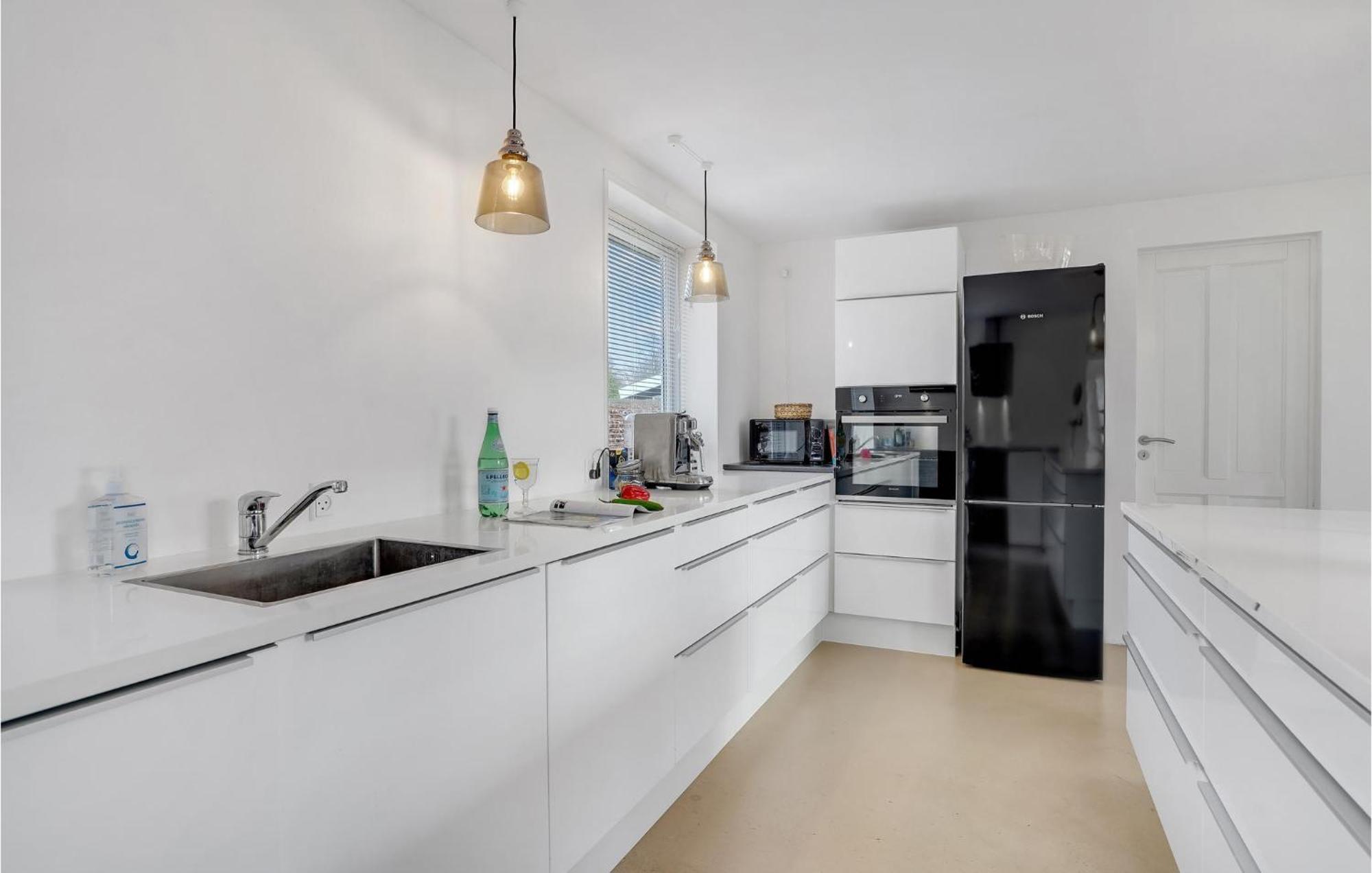 Gorgeous Home In Sunds With Kitchen Ngoại thất bức ảnh